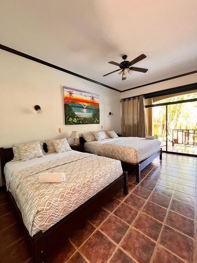 The Backyard Beachfront Hotel Jaco Ngoại thất bức ảnh
