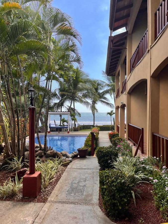 The Backyard Beachfront Hotel Jaco Ngoại thất bức ảnh